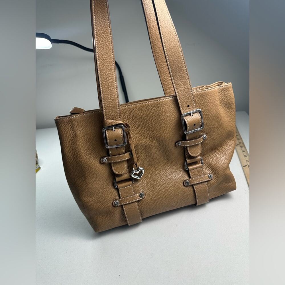 Brighton Collection Large Tan Latte Leather Shoulder Bag D244752 Pebble leather